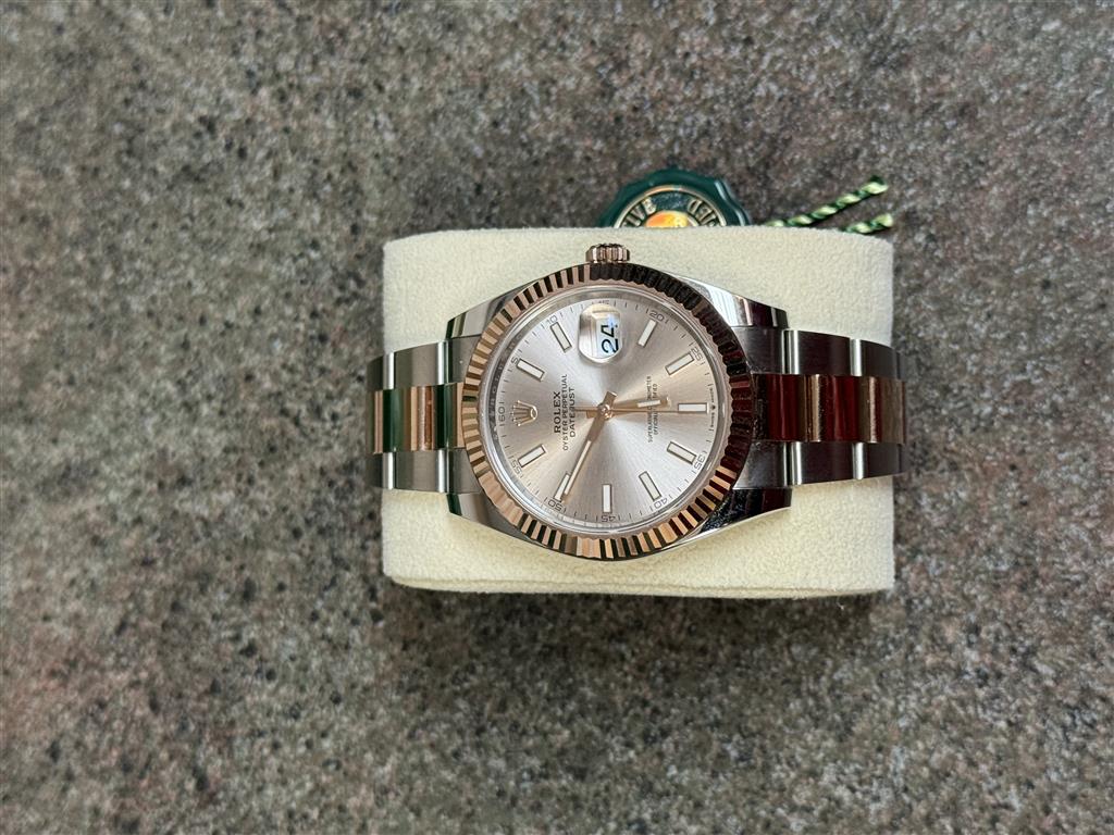 2022 41MM ROLEX DATEJUST STEEL AND 18K EVEROSE SUNDUST DIAL FLUTED BEZEL 126331
