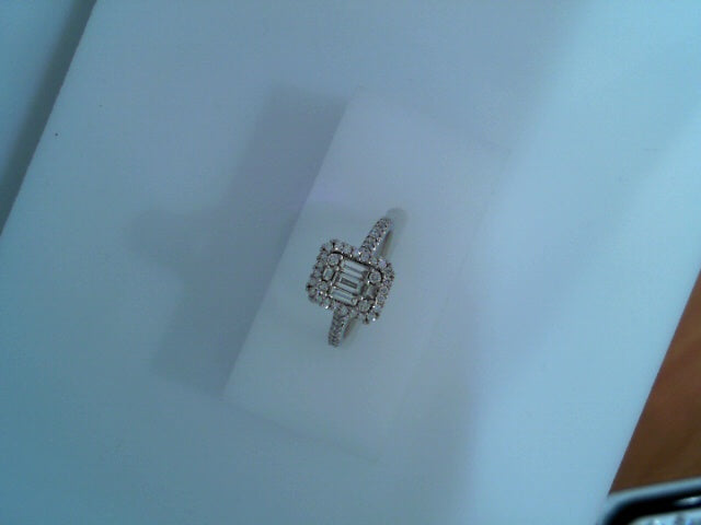 Diamond Fashion Rings - Women