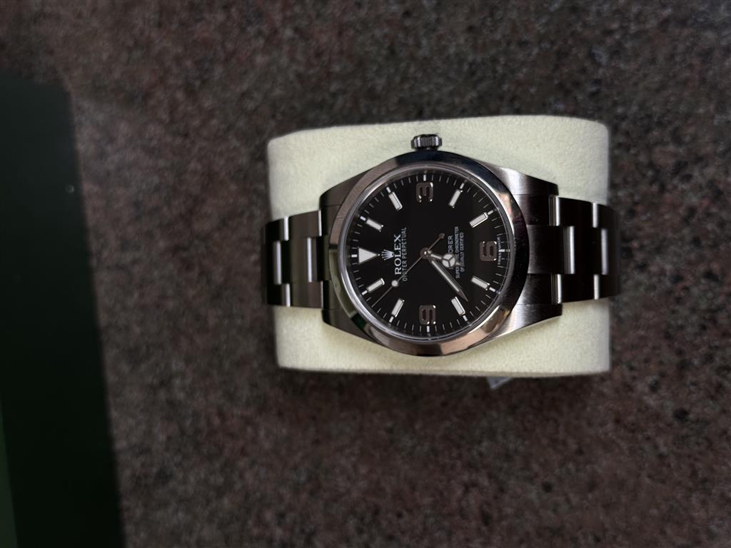 ROLEX EXPLORER 39MM 214270 BOX + PAPERS