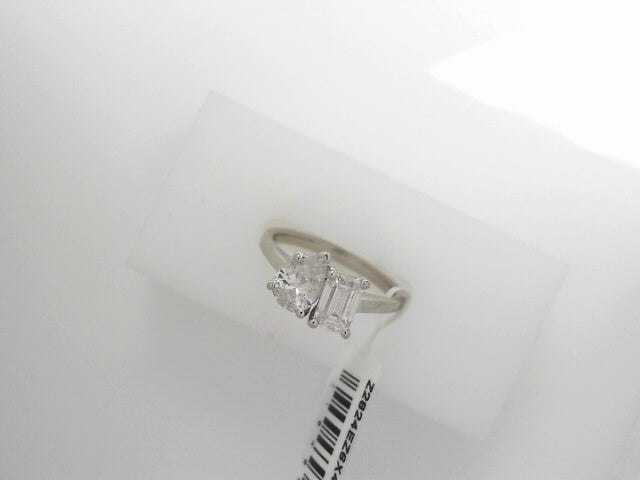 Diamond Fashion Rings - Women