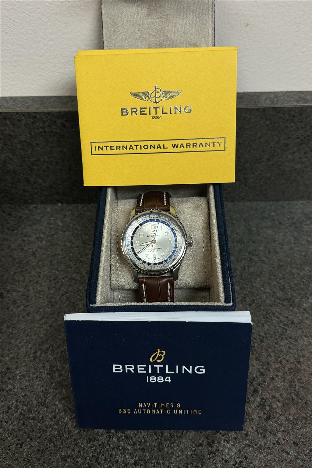 BREITLING NAVITIMER 8 UNITIME 43MM